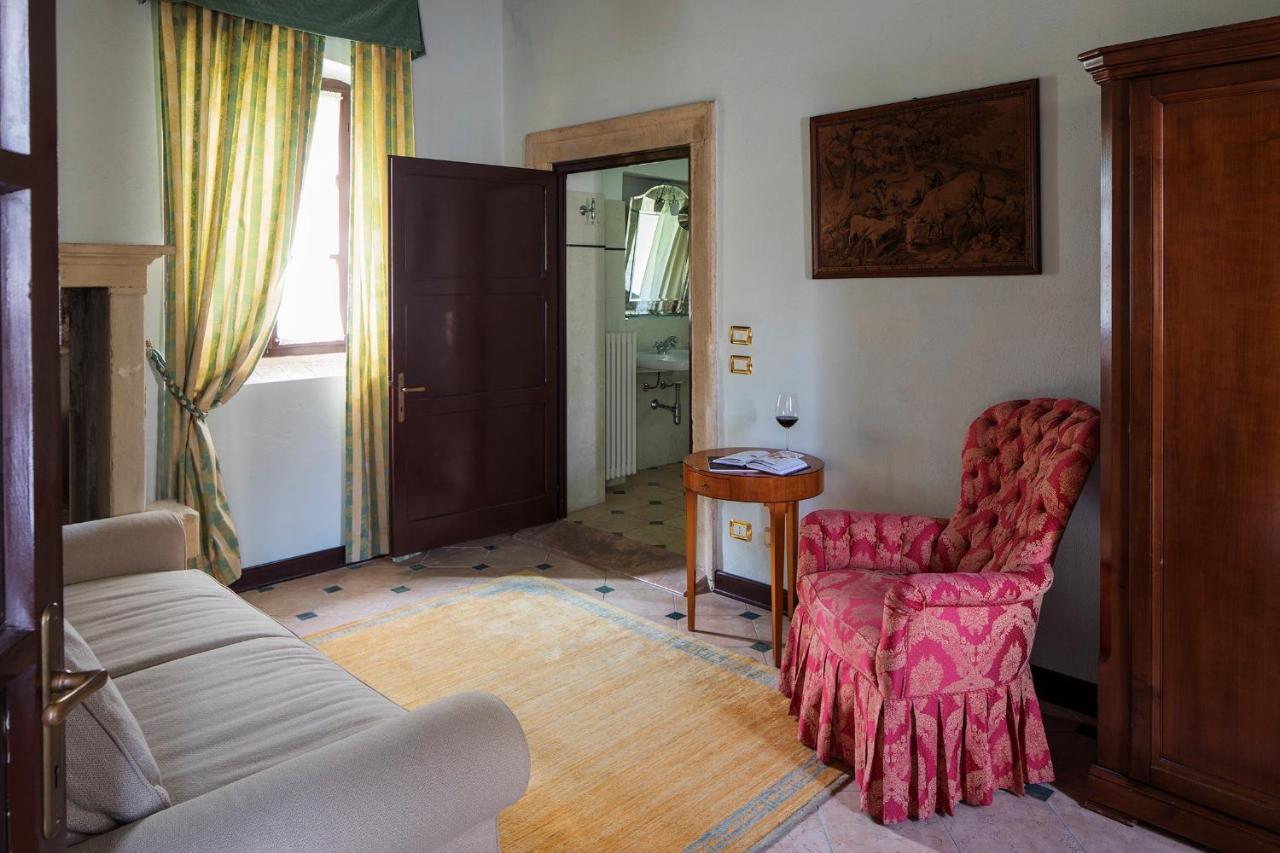 Hotel Villa Giona サン・ピエトロ・イン・カリアーノ エクステリア 写真