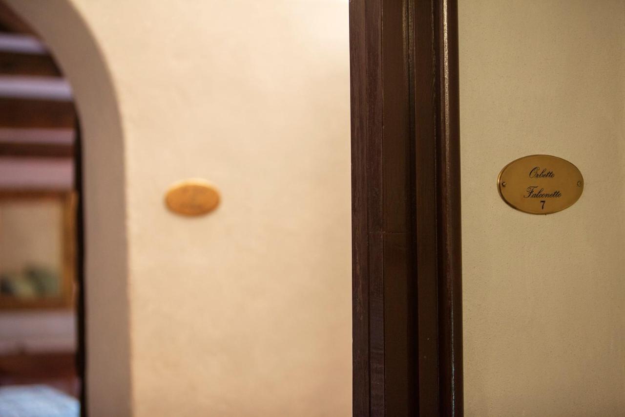 Hotel Villa Giona サン・ピエトロ・イン・カリアーノ エクステリア 写真